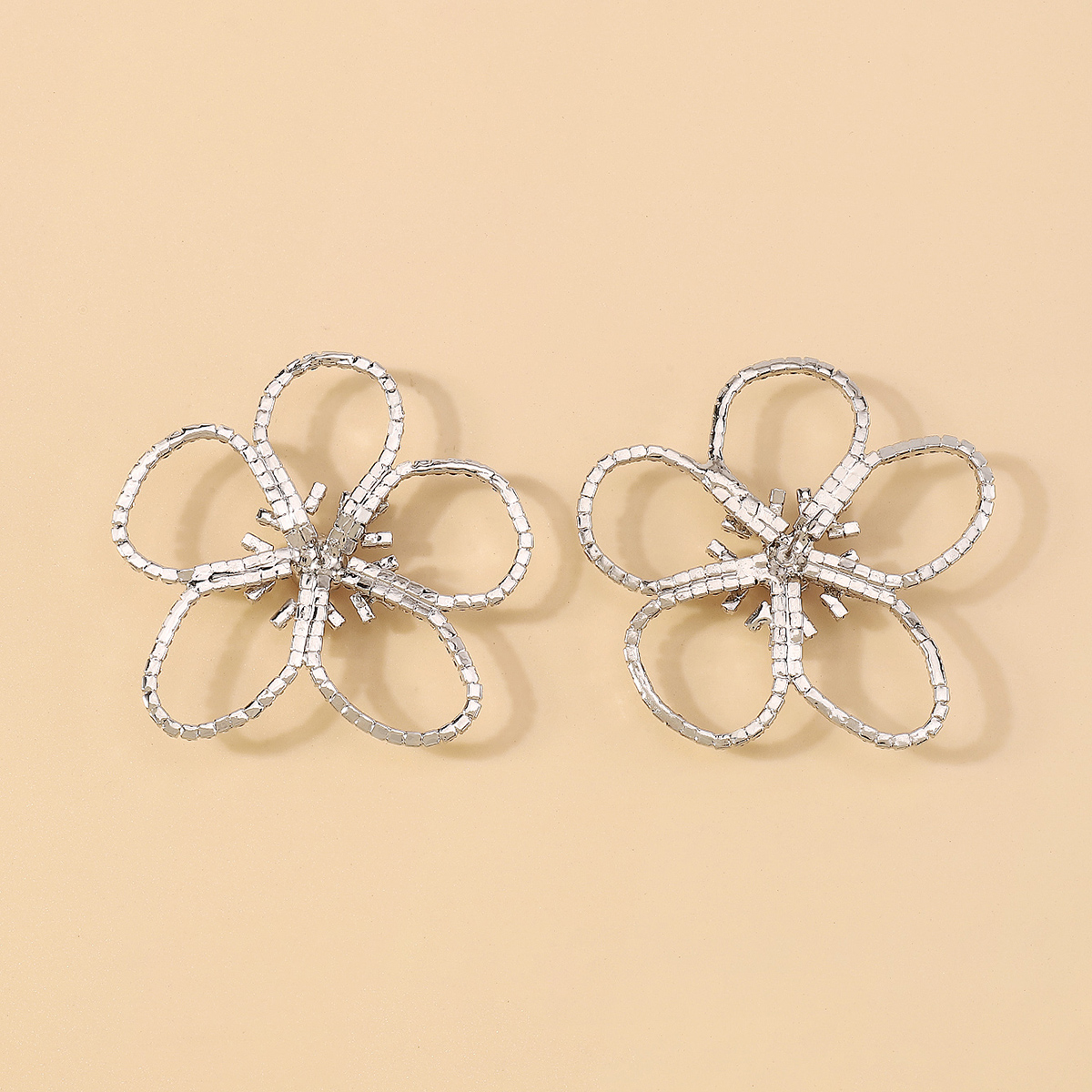 Glam Flower Alloy Inlay Rhinestones Ear Studs 1 Pair