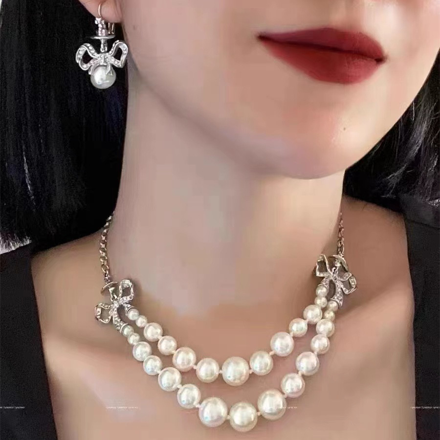 Glam Bow Knot Alloy Beaded Artificial Pearls Rhinestones Womenu0027S Necklace 1 Piece