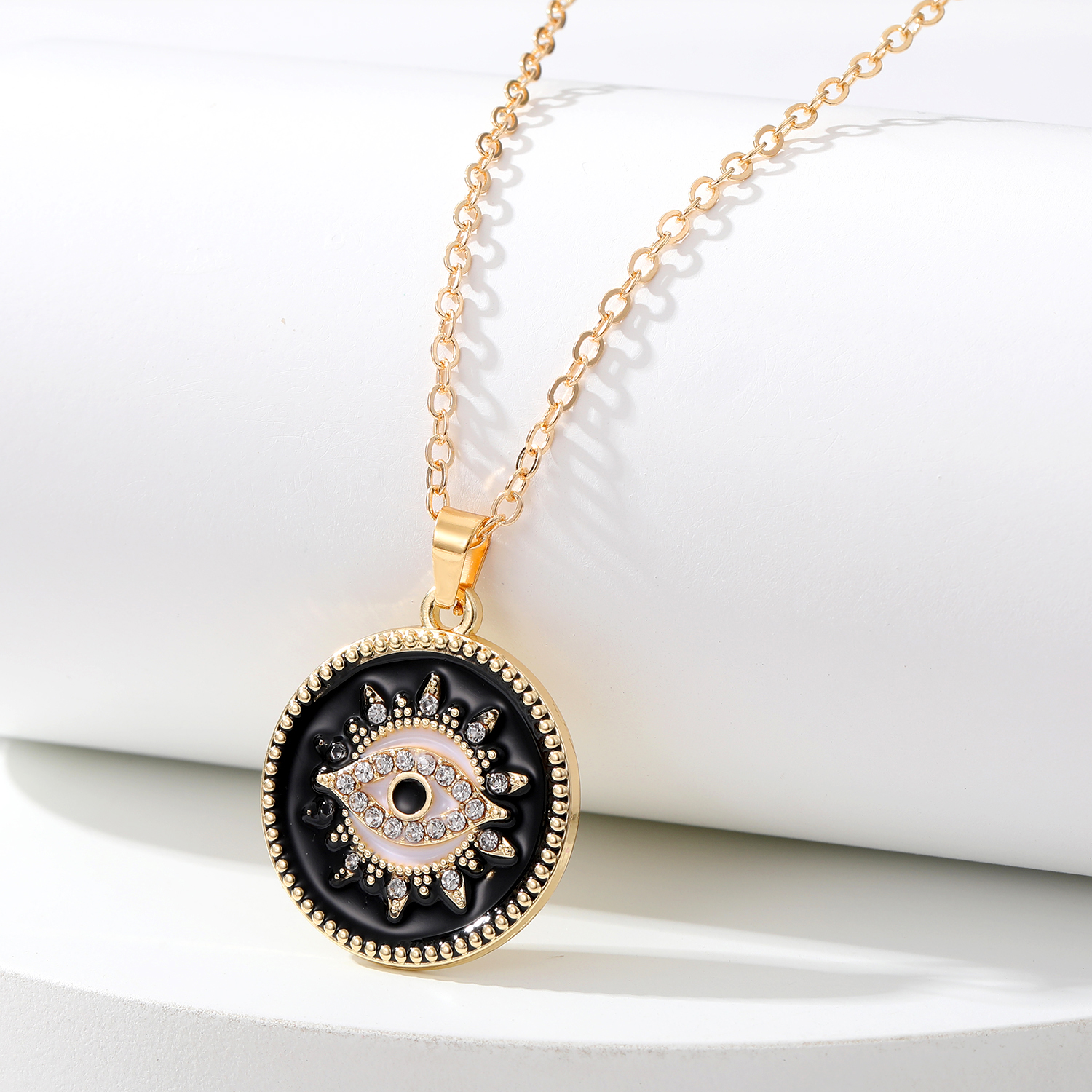 Vintage Style Round Devilu0027S Eye Alloy Enamel Rhinestones Womenu0027S Pendant Necklace 1 Piece