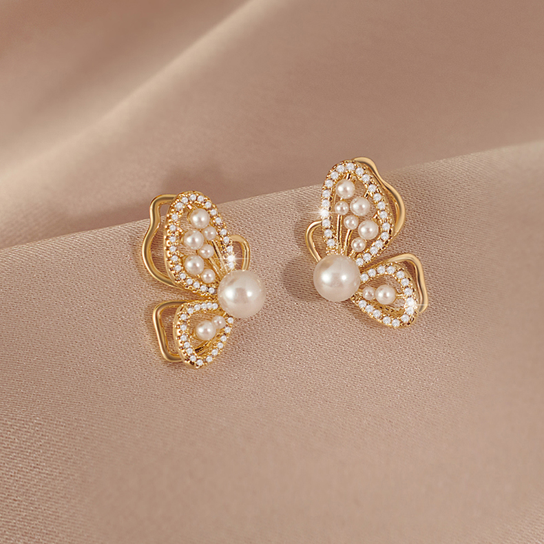 Retro Water Droplets Heart Shape Flower Imitation Pearl Gold Plated Womenu0027S Earrings 1 Pair