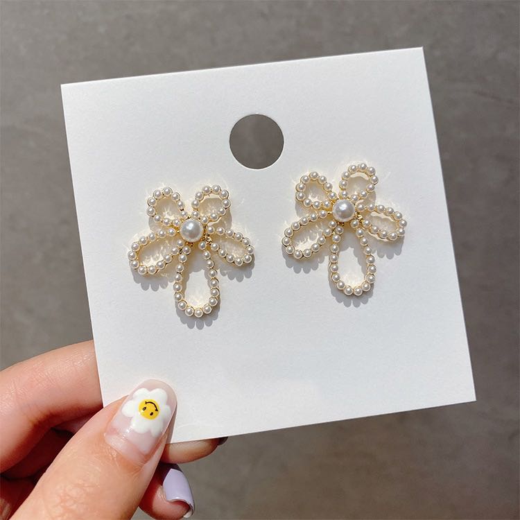 Retro Water Droplets Heart Shape Flower Imitation Pearl Gold Plated Womenu0027S Earrings 1 Pair