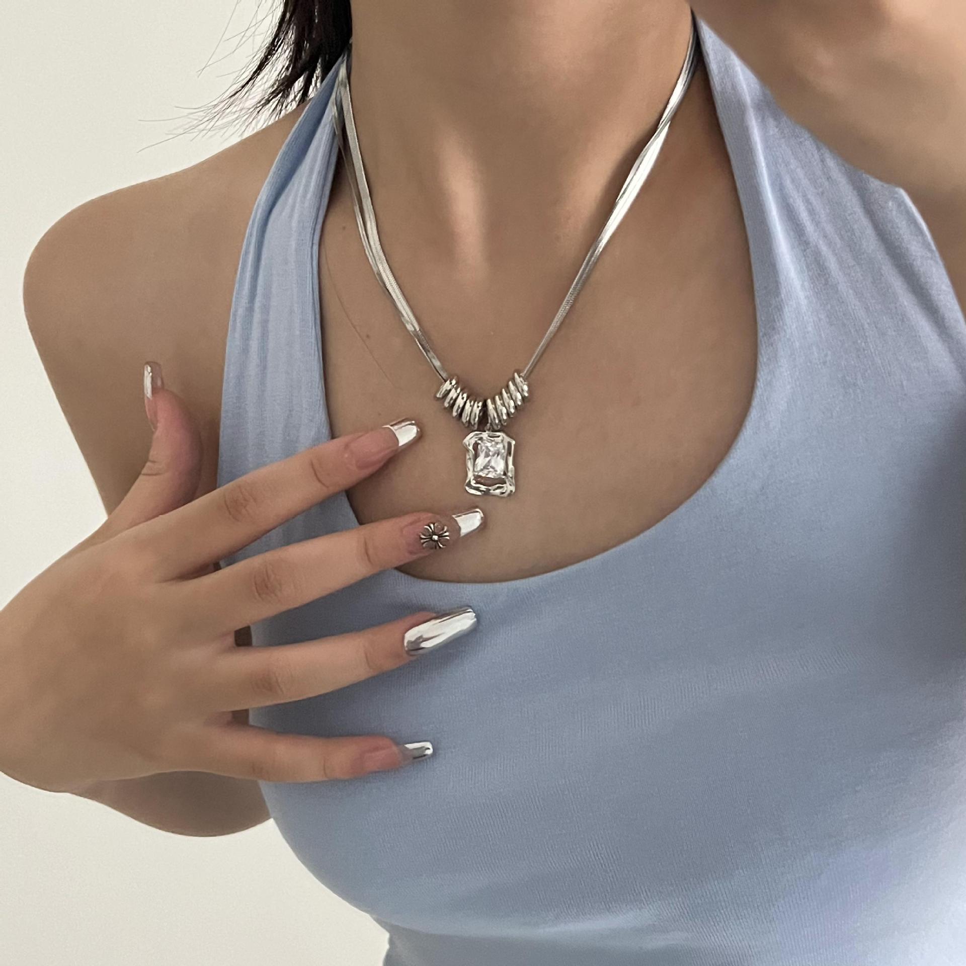 Hip-Hop Geometric Stainless Steel Plating Rhinestones Layered Necklaces 1 Piece
