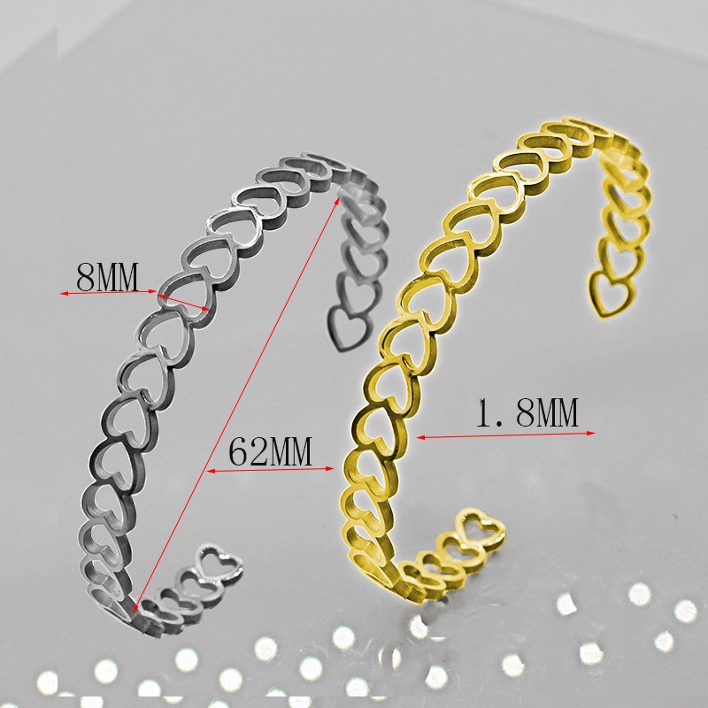 Retro Heart Shape Stainless Steel Plating Bangle 1 Piece