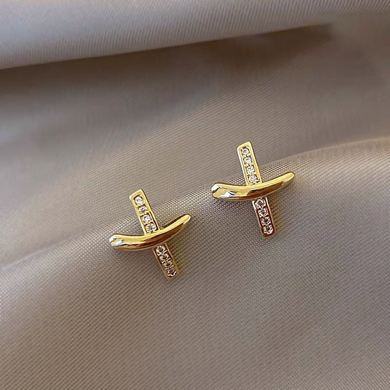 Simple Style Cross Copper Plating Inlay Zircon Ear Studs 1 Pair