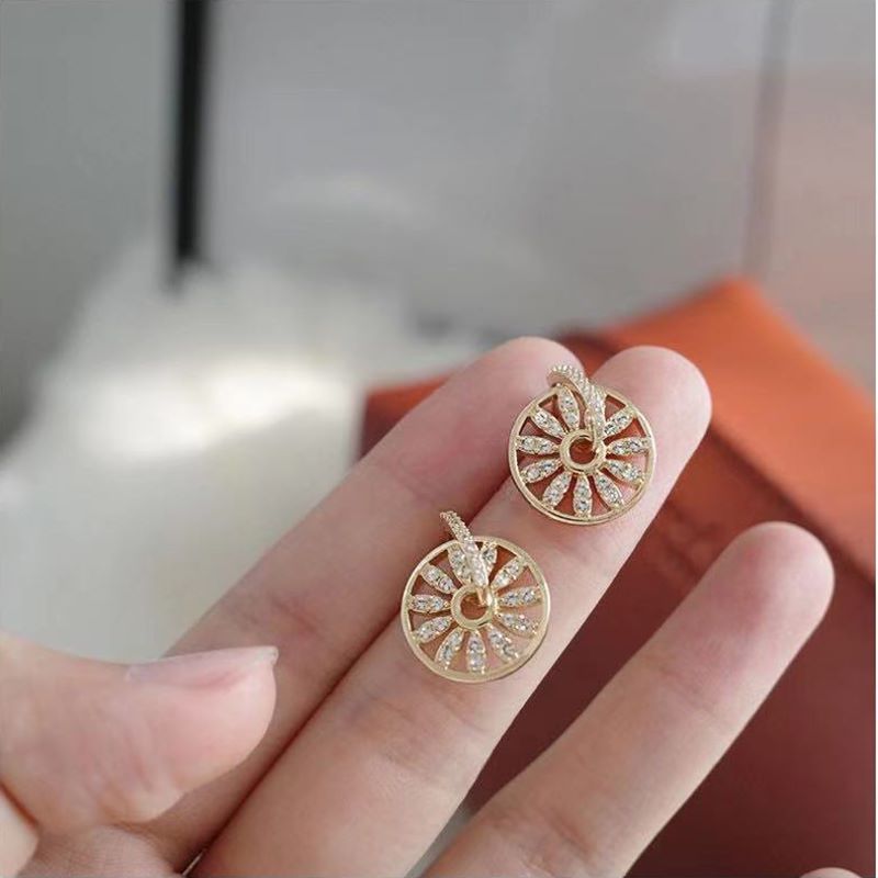 Simple Style Round Copper Plating Hollow Out Inlay Zircon Drop Earrings 1 Pair