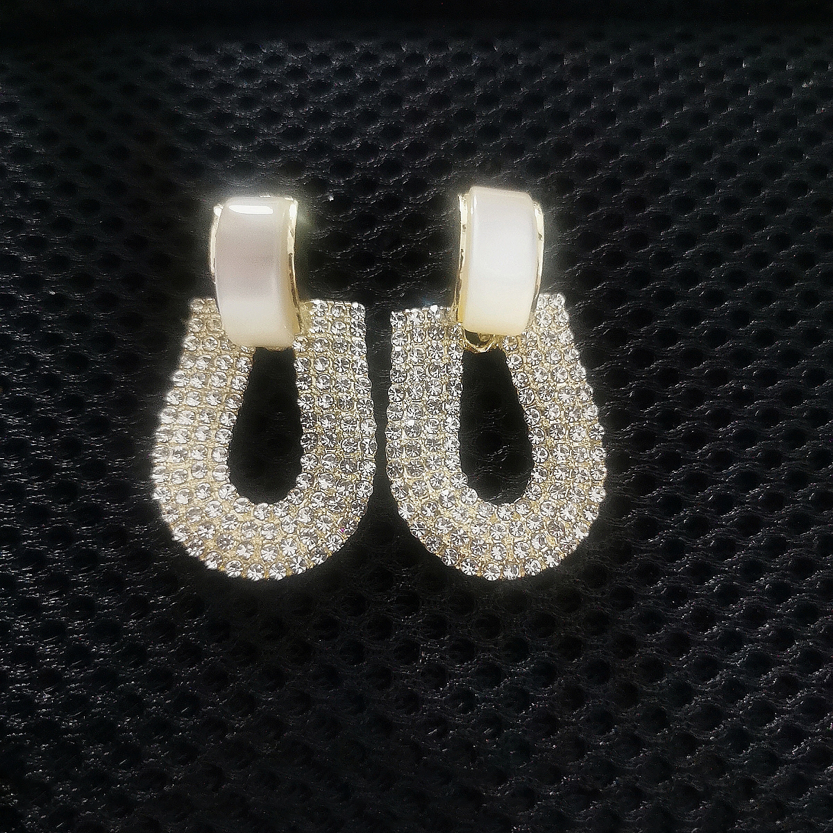 Fashion U Shape Alloy Plating Rhinestones Drop Earrings 1 Pair