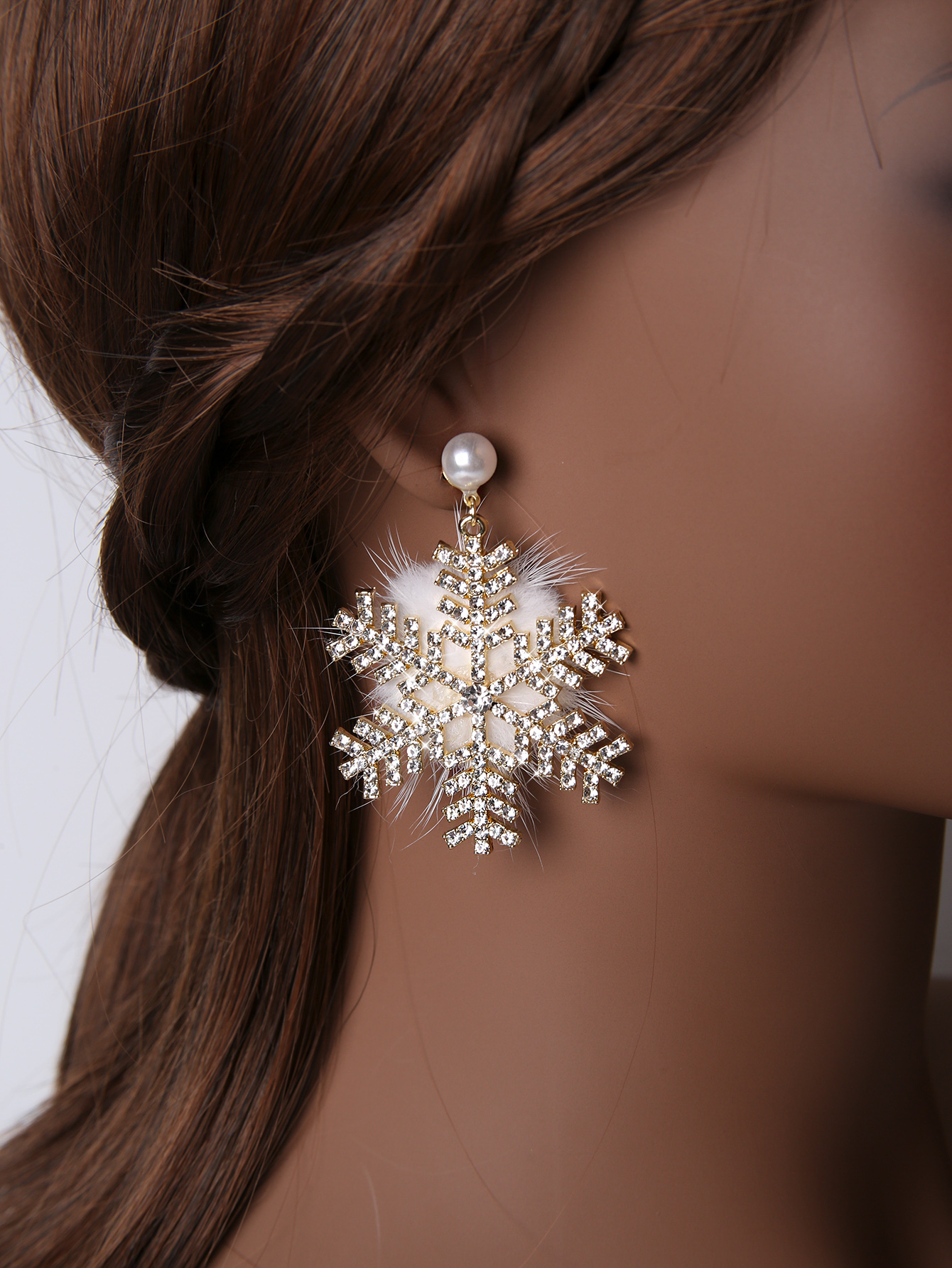 1 Pair Fashion Snowflake Alloy Plush Inlay Artificial Pearls Zircon Christmas Womenu0027S Drop Earri