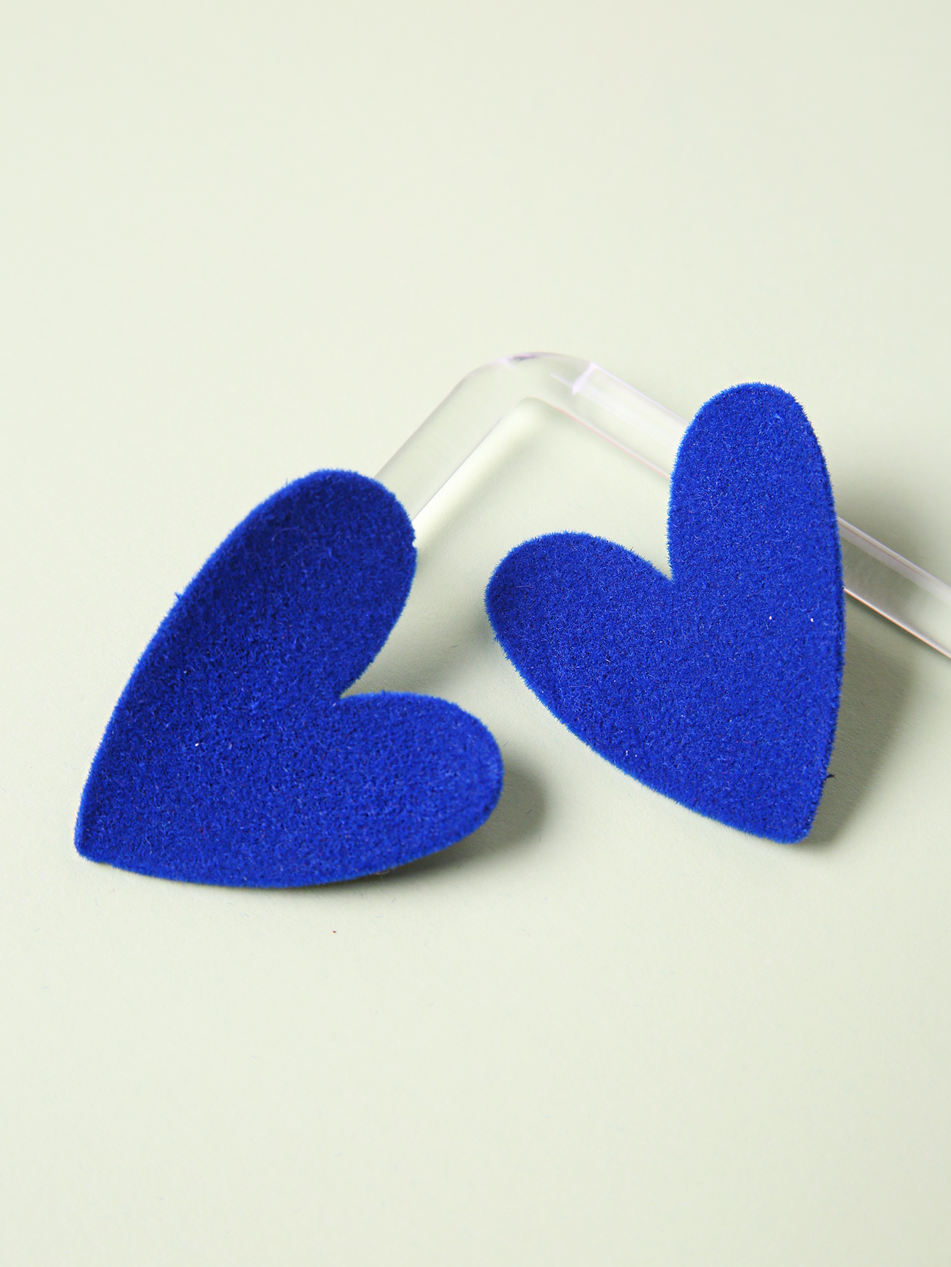 1 Pair Sweet Heart Shape Flocking Womenu0027S Ear Studs