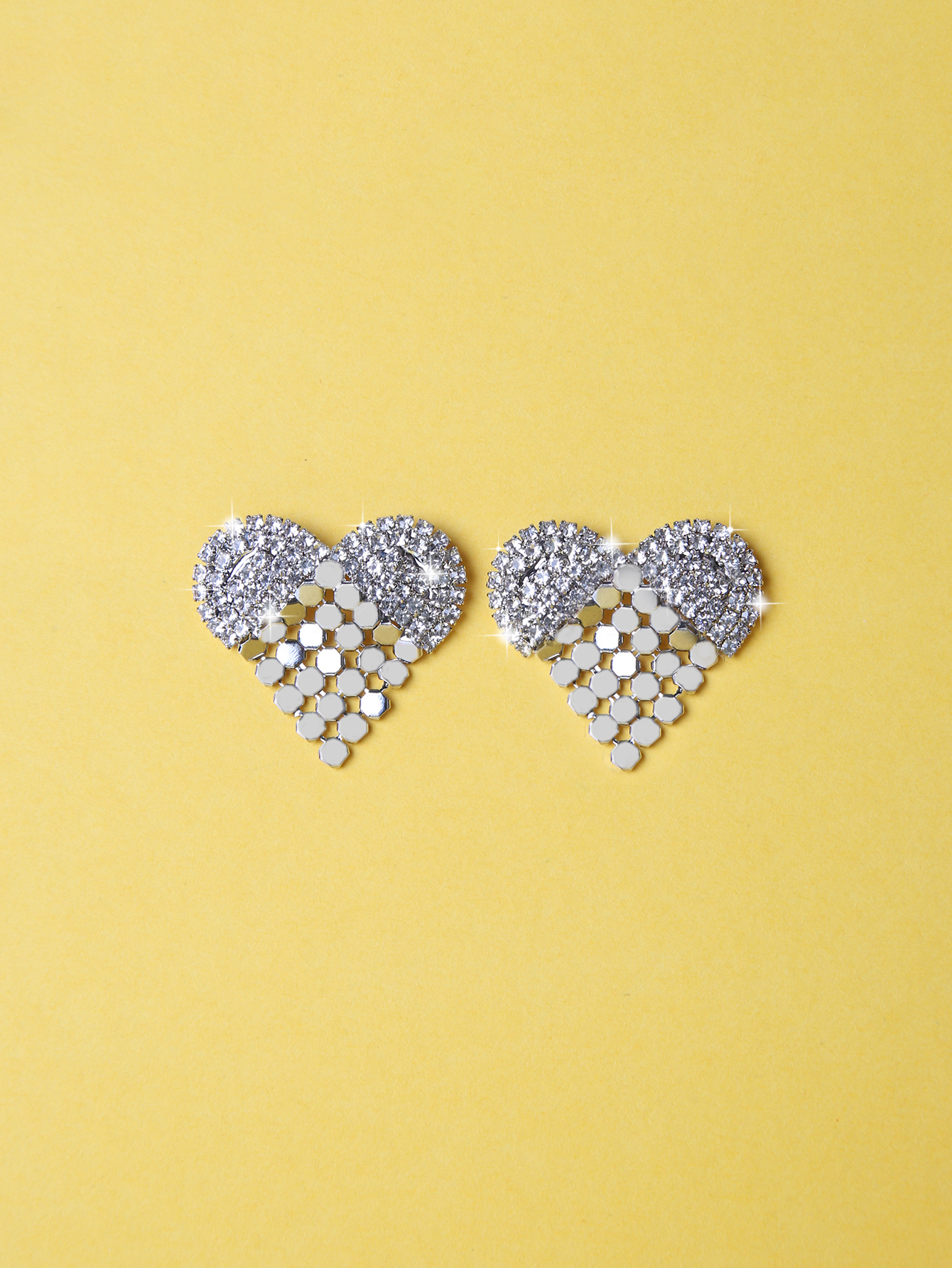 1 Pair Retro Heart Shape Alloy Rhinestone Womenu0027S Ear Studs