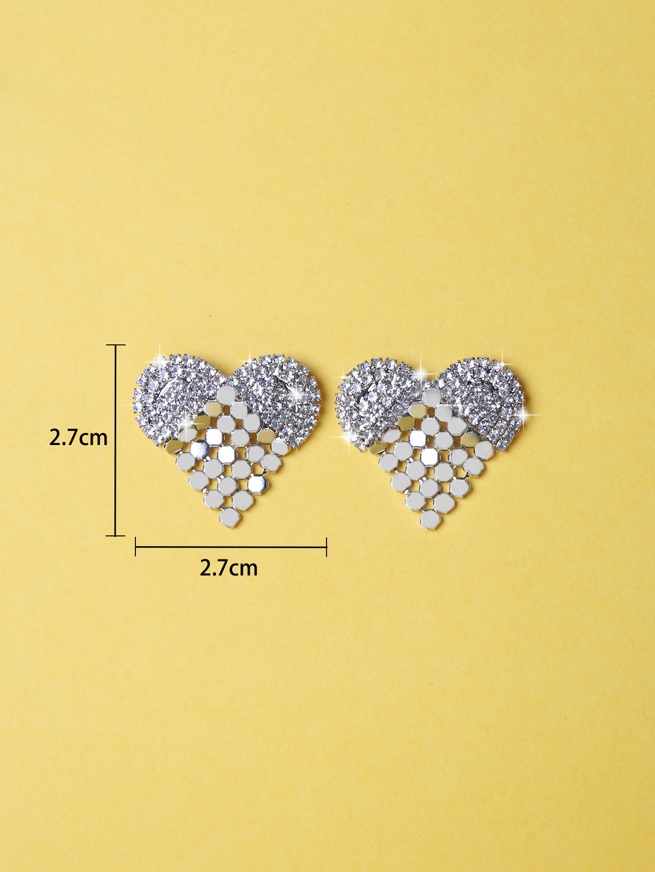 1 Pair Retro Heart Shape Alloy Rhinestone Womenu0027S Ear Studs