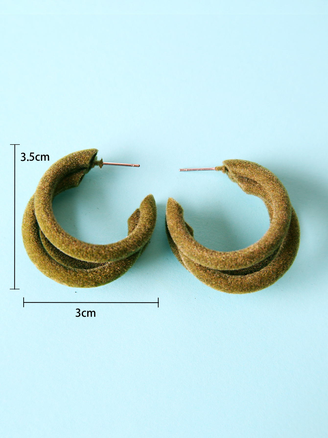 Fashion C Shape Flocking Womenu0027S Ear Studs 1 Pair