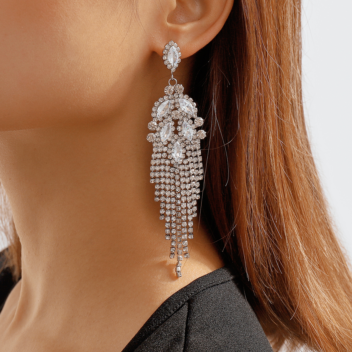 Fashion Water Droplets Alloy Rhinestone Tassel Drop Earrings 1 Pair