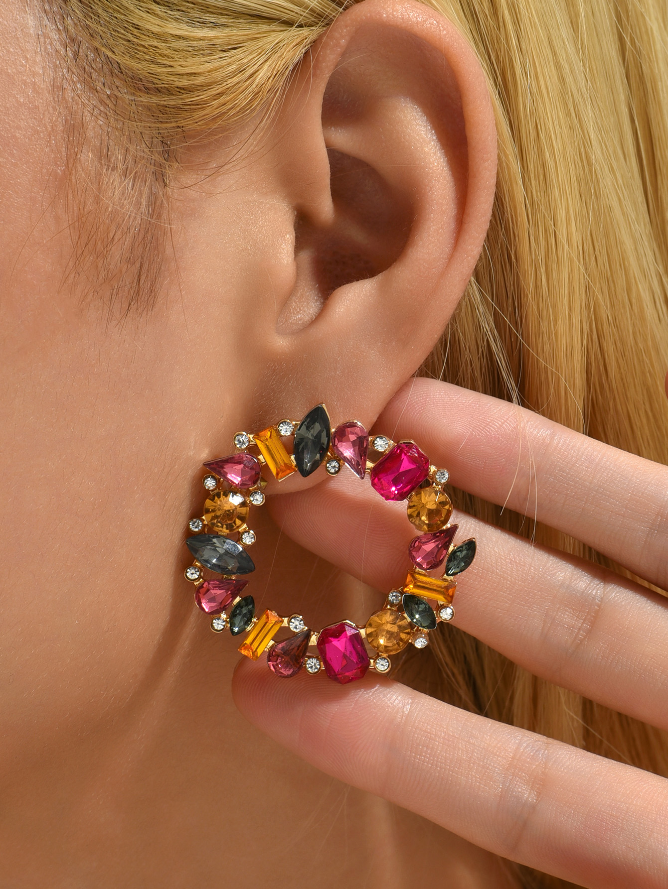 Fashion Round Water Droplets Alloy Inlay Rhinestones Ear Studs 1 Pair