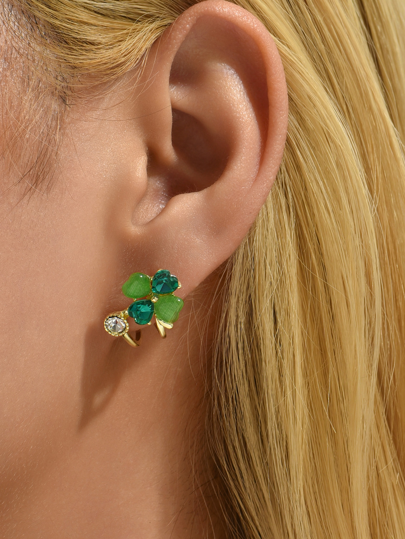 Fashion Four Leaf Clover Alloy Inlay Rhinestones Womenu0027S Ear Studs 1 Pair