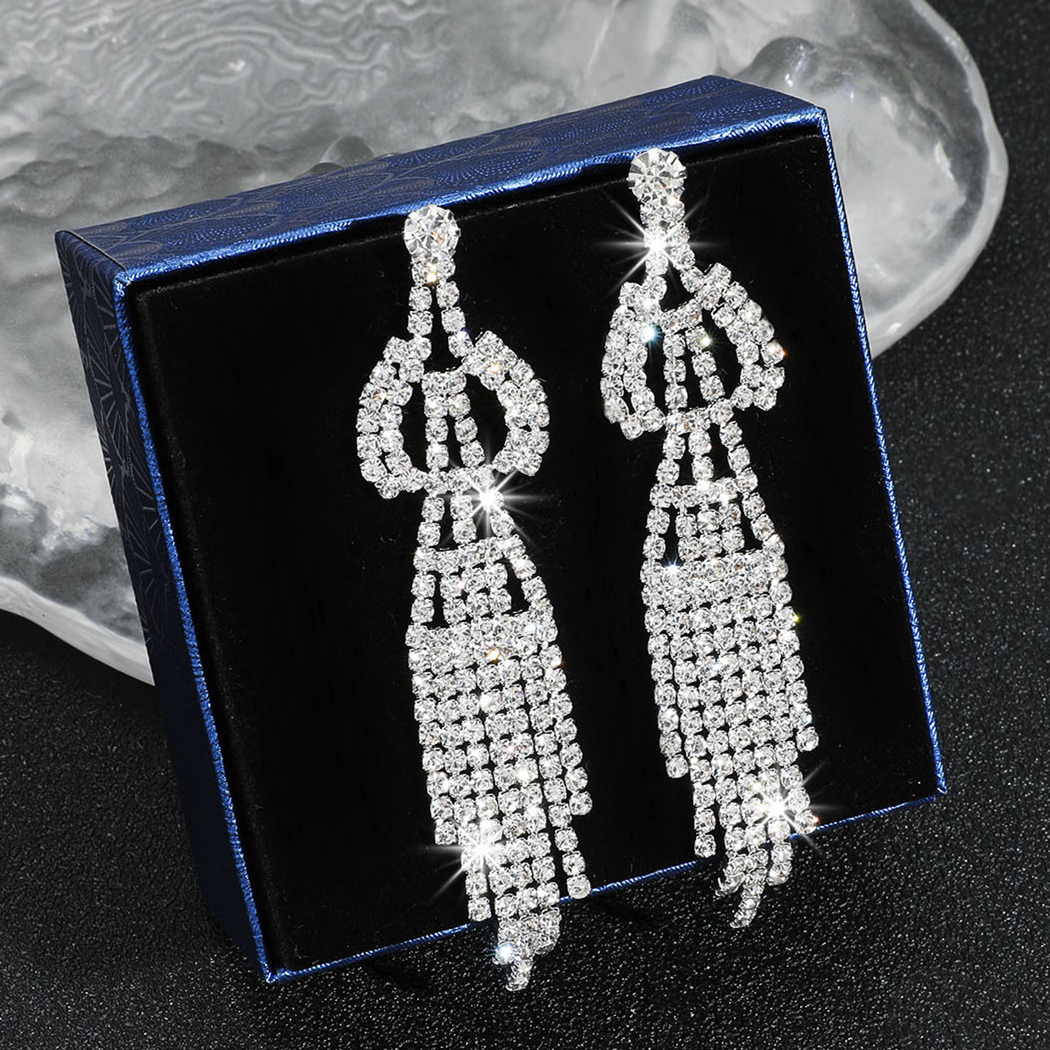 Exaggerated Geometric Rhinestone Tassel Drop Earrings 1 Pair