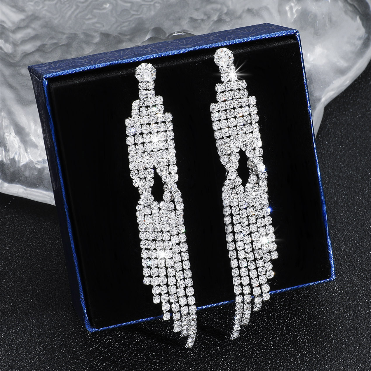 Luxurious Geometric Rhinestone Tassel Drop Earrings 1 Pair