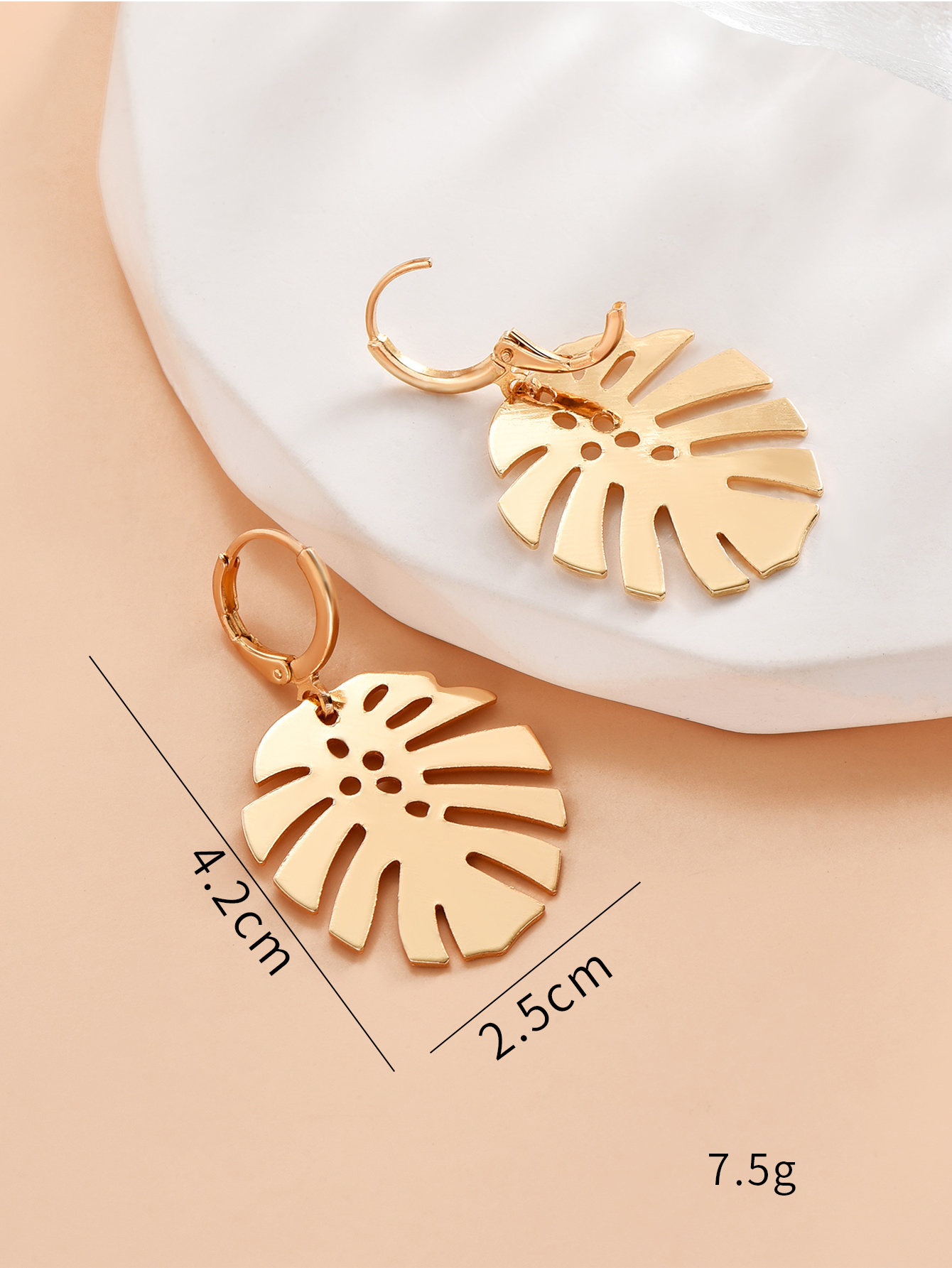 Retro Leaves Alloy Patchwork Womenu0027S Drop Earrings 1 Pair