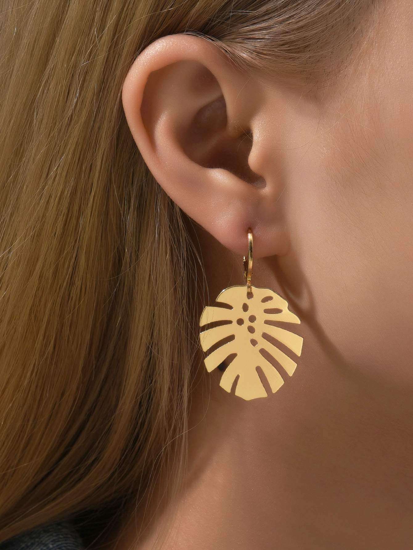 Retro Leaves Alloy Patchwork Womenu0027S Drop Earrings 1 Pair