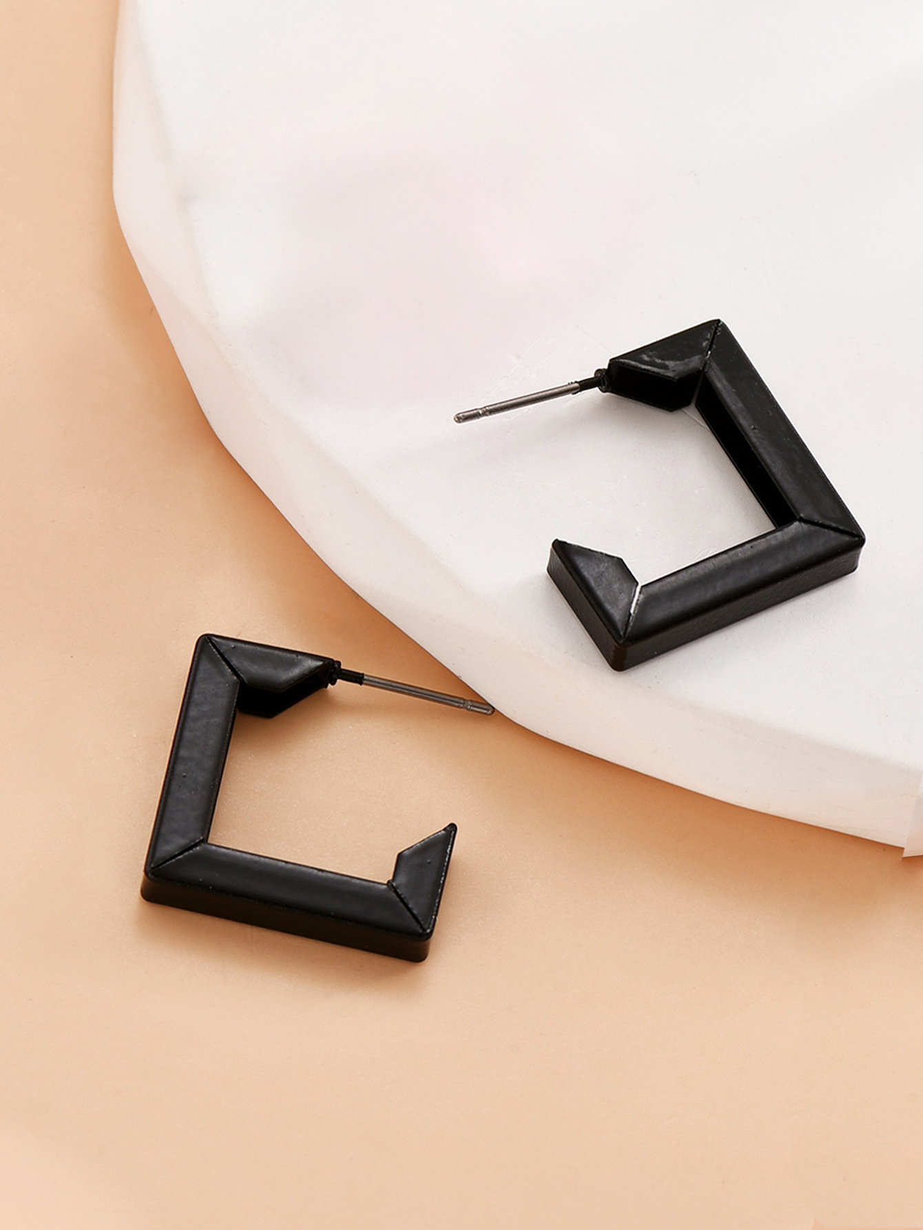 Fashion Geometric Alloy Womenu0027S Ear Studs 1 Pair