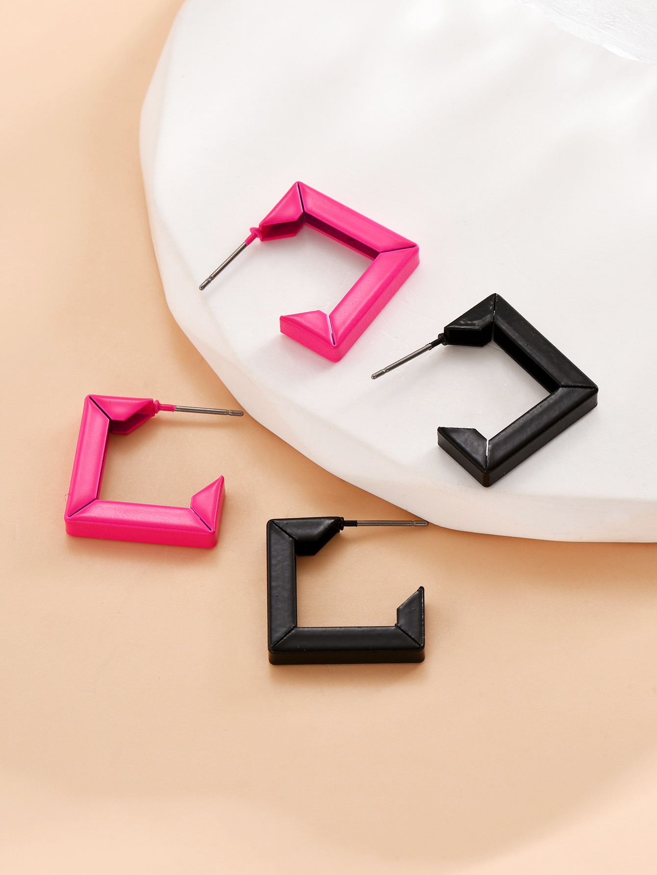 Fashion Geometric Alloy Womenu0027S Ear Studs 1 Pair