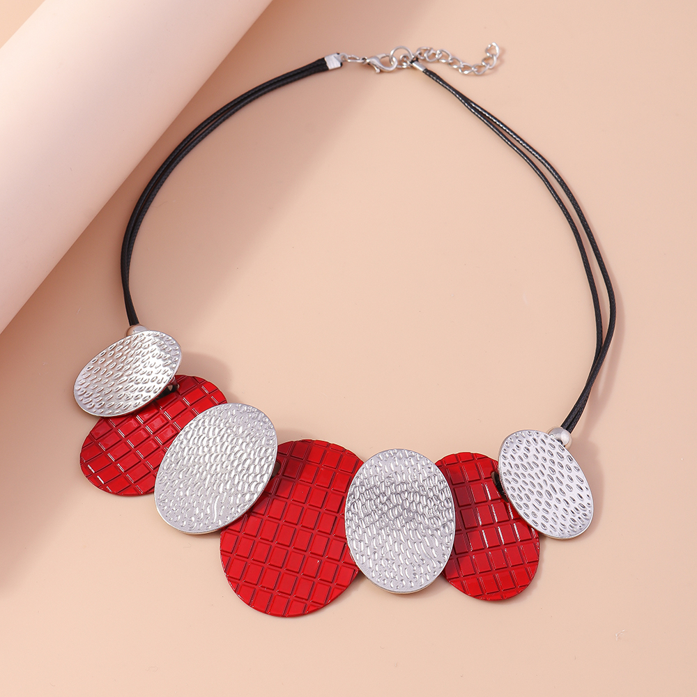 Exaggerated Oval Alloy Womenu0027S Necklace