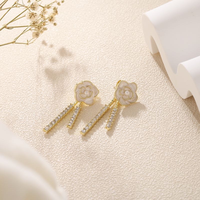 Fashion Flower Alloy Plating Inlay Artificial Diamond Pearl Womenu0027S Drop Earrings 1 Pair