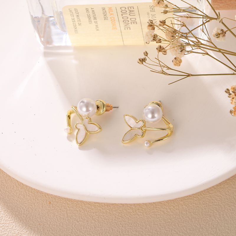 Sweet Butterfly Alloy Plating Artificial Pearls Womenu0027S Ear Studs 1 Pair