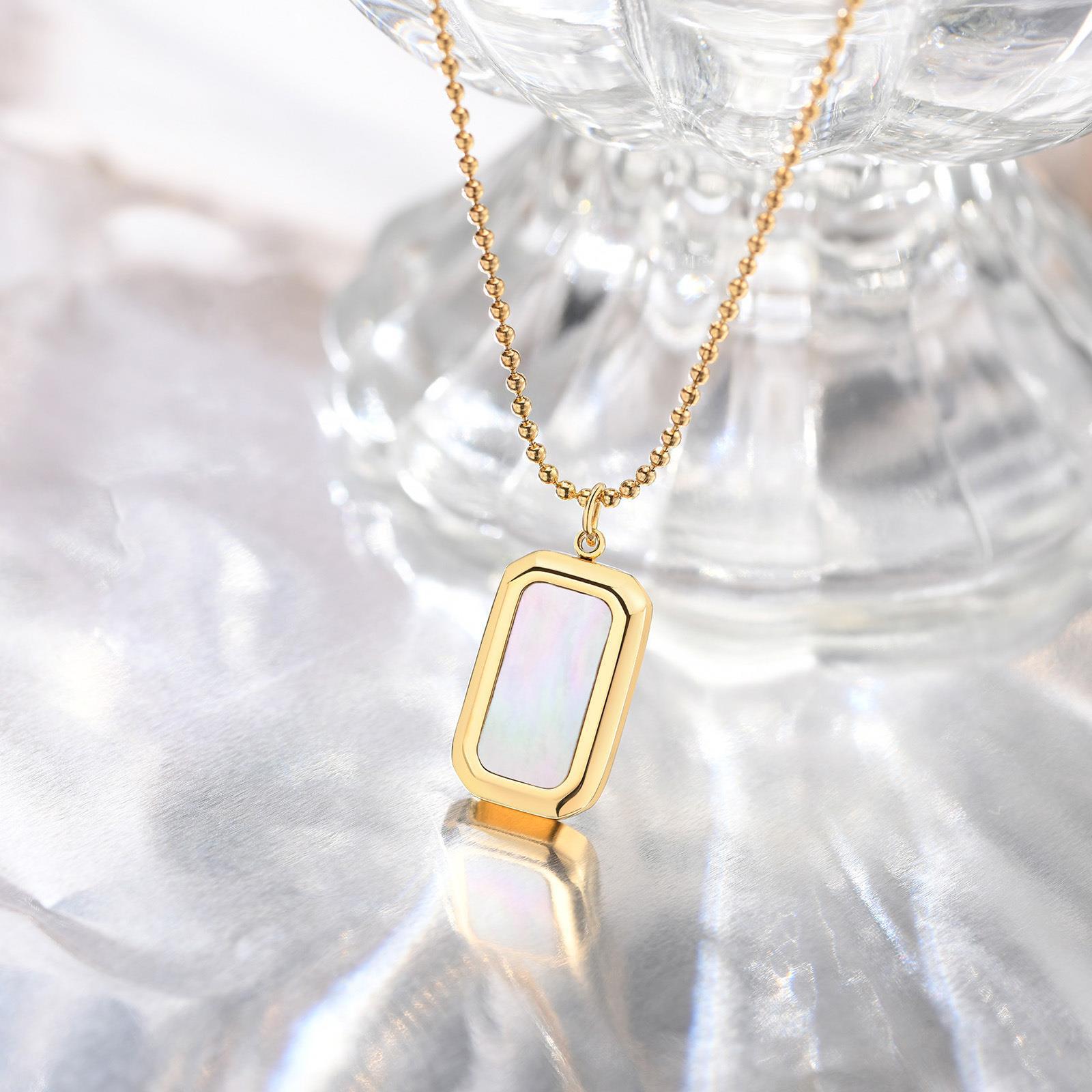 Fashion Letter Titanium Steel Inlay Shell Pendant Necklace 1 Piece