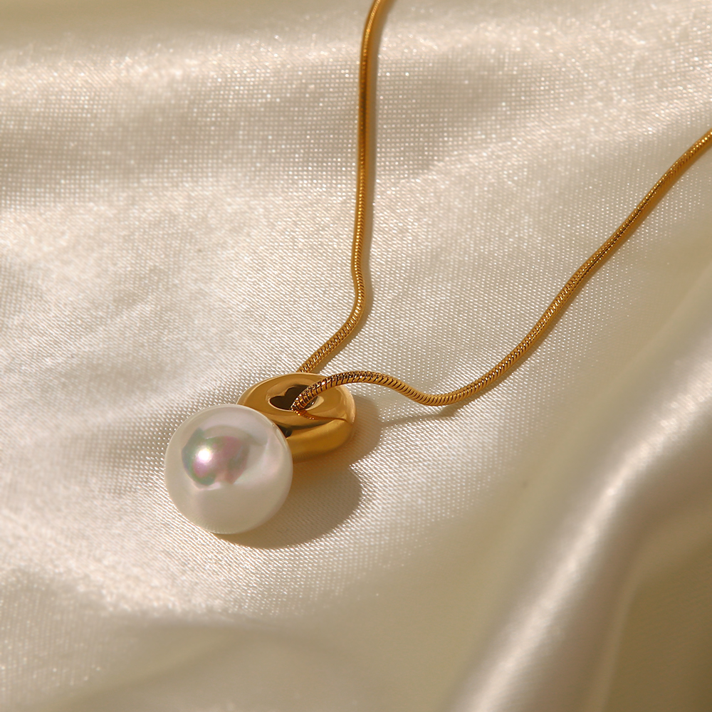 Elegant Geometric Stainless Steel Gold Plated Pearl Pendant Necklace 1 Piece