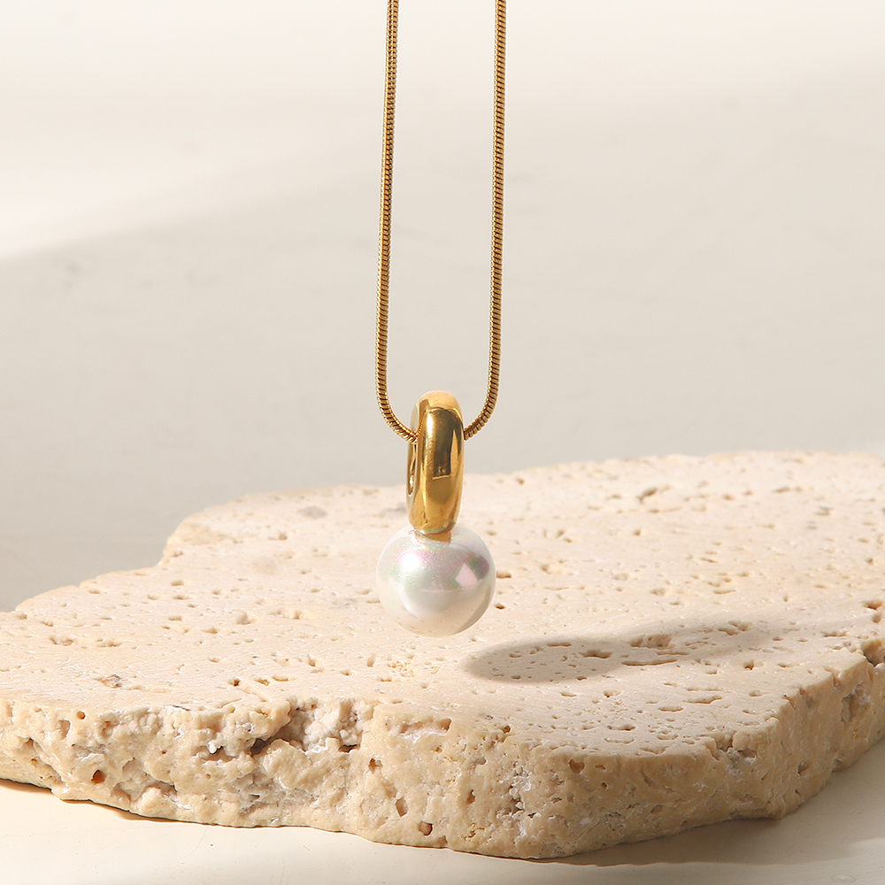 Elegant Geometric Stainless Steel Gold Plated Pearl Pendant Necklace 1 Piece