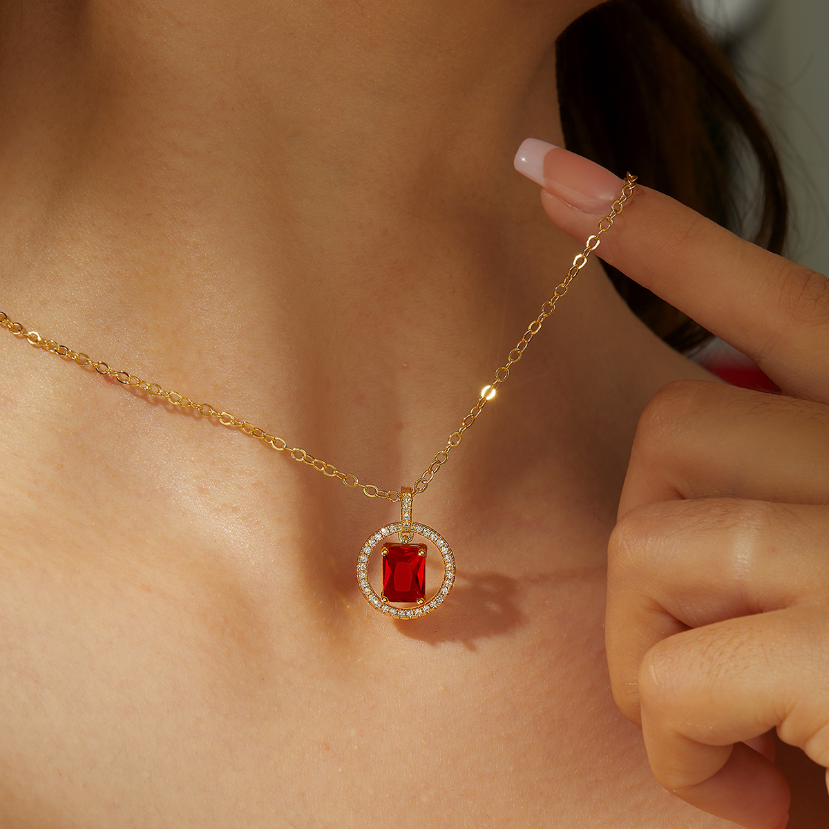 Simple Style Round Square Water Droplets Copper Plating Inlay Zircon Pendant Necklace 1 Piece