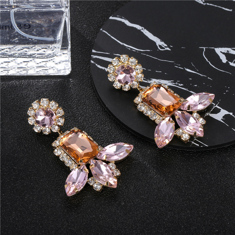 Baroque Style Geometric Alloy Inlay Rhinestones Drop Earrings 1 Pair