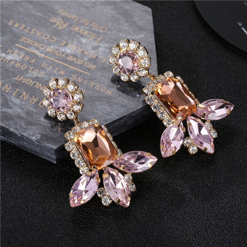 Baroque Style Geometric Alloy Inlay Rhinestones Drop Earrings 1 Pair