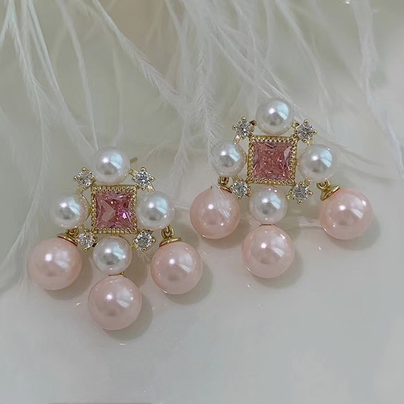 Elegant Square Imitation Pearl Alloy Rhinestone Womenu0027S Ear Studs 1 Pair