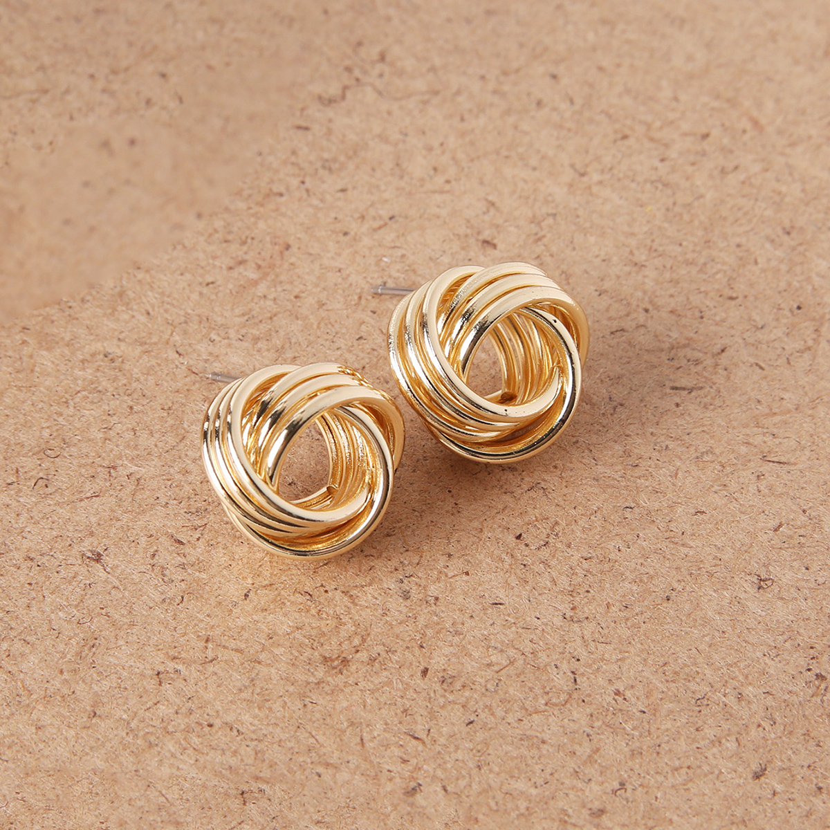 1 Pair Simple Style Solid Color Alloy Womenu0027S Ear Studs