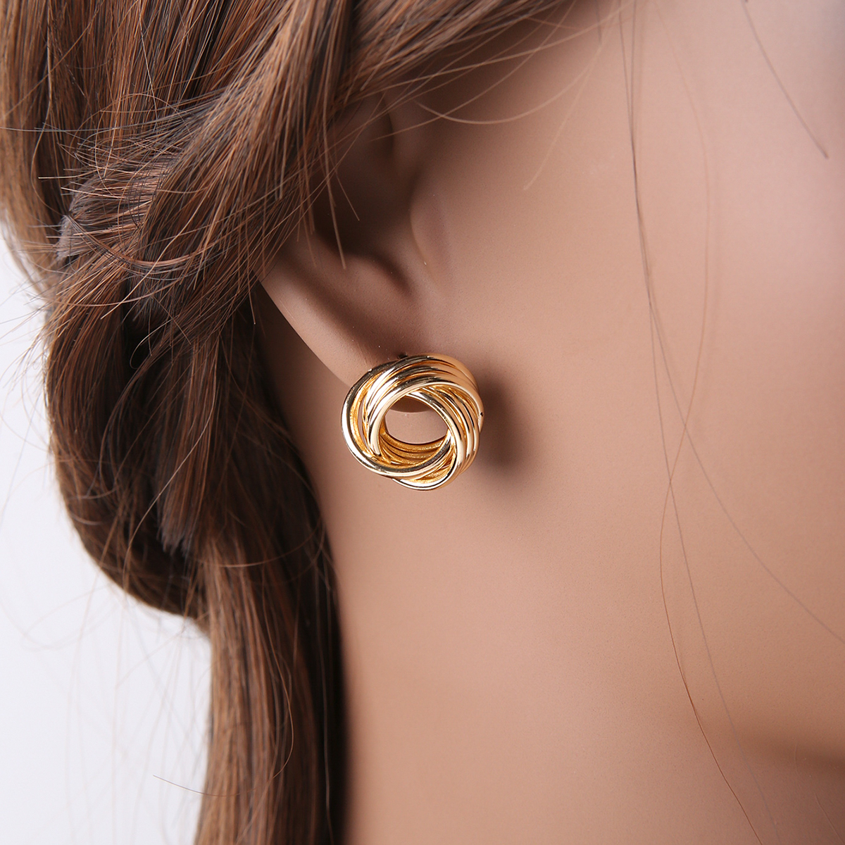 1 Pair Simple Style Solid Color Alloy Womenu0027S Ear Studs