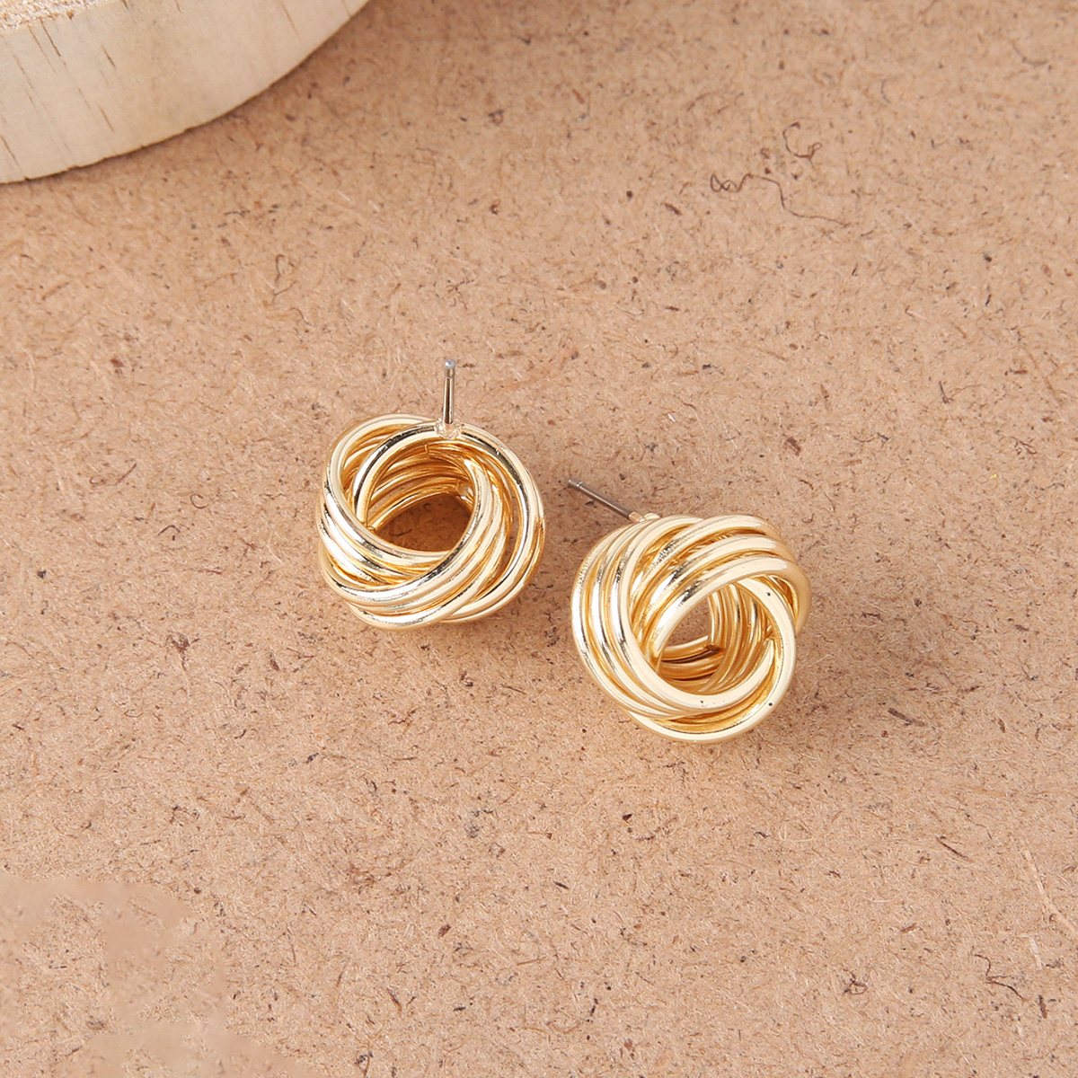 1 Pair Simple Style Solid Color Alloy Womenu0027S Ear Studs