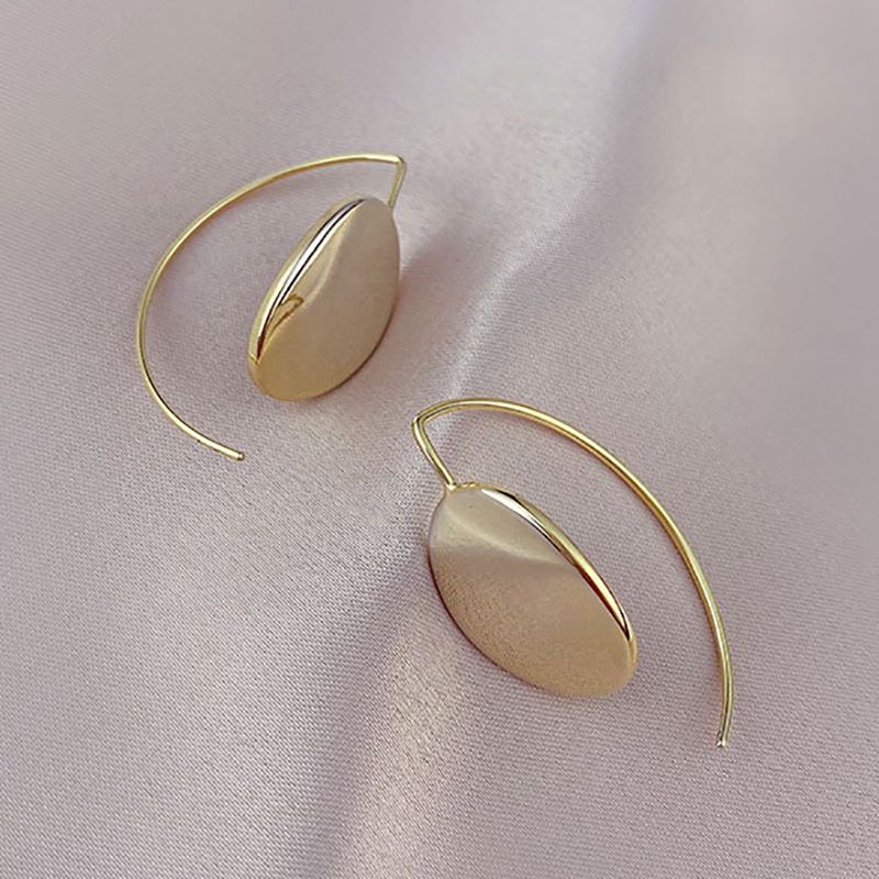 Simple Style Oval Solid Color Alloy Plating Womenu0027S Earrings 1 Pair