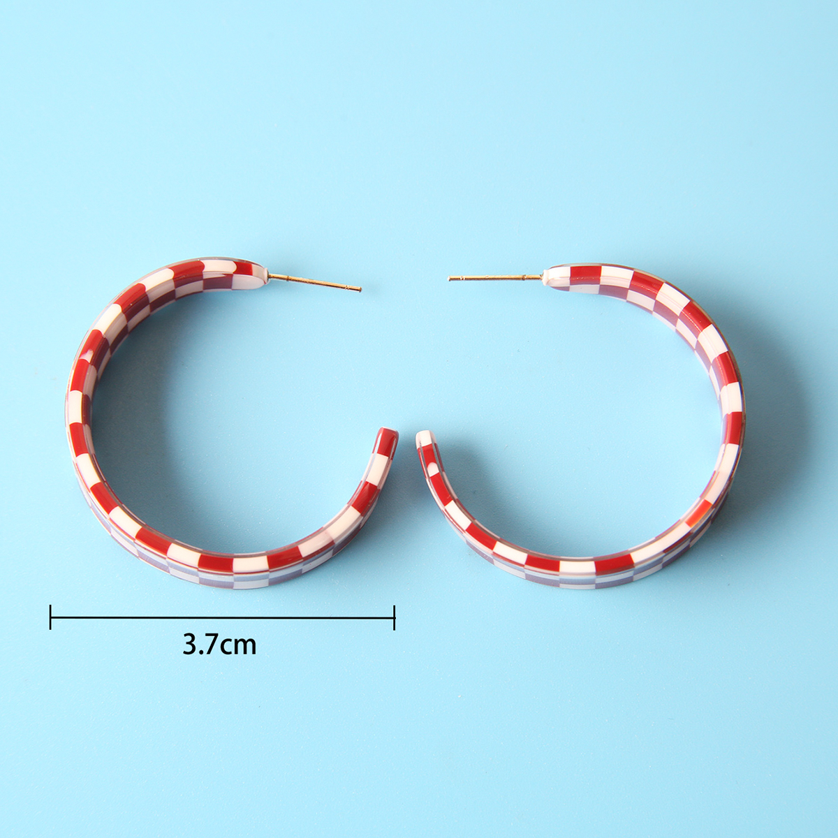 Fashion C Shape Lattice Arylic Womenu0027S Ear Studs 1 Pair