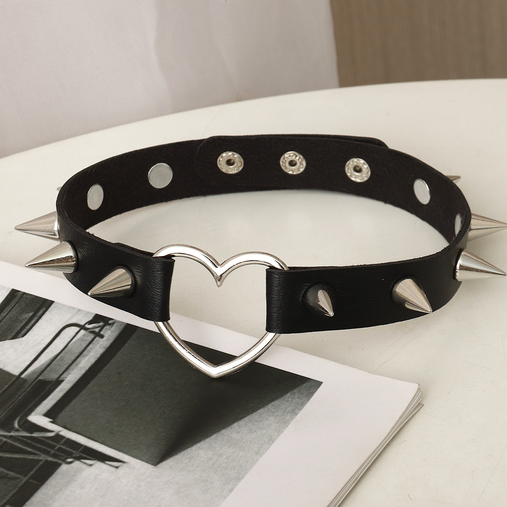 Vintage Style Round Heart Shape Spider Pu Leather Metal Womenu0027S Choker 1 Piece