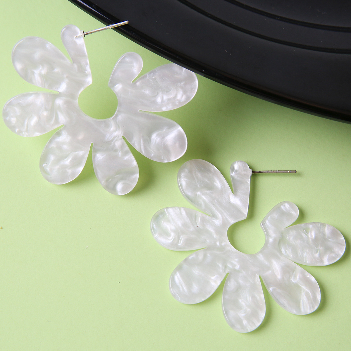 1 Pair Sweet Flower Arylic Womenu0027S Ear Studs