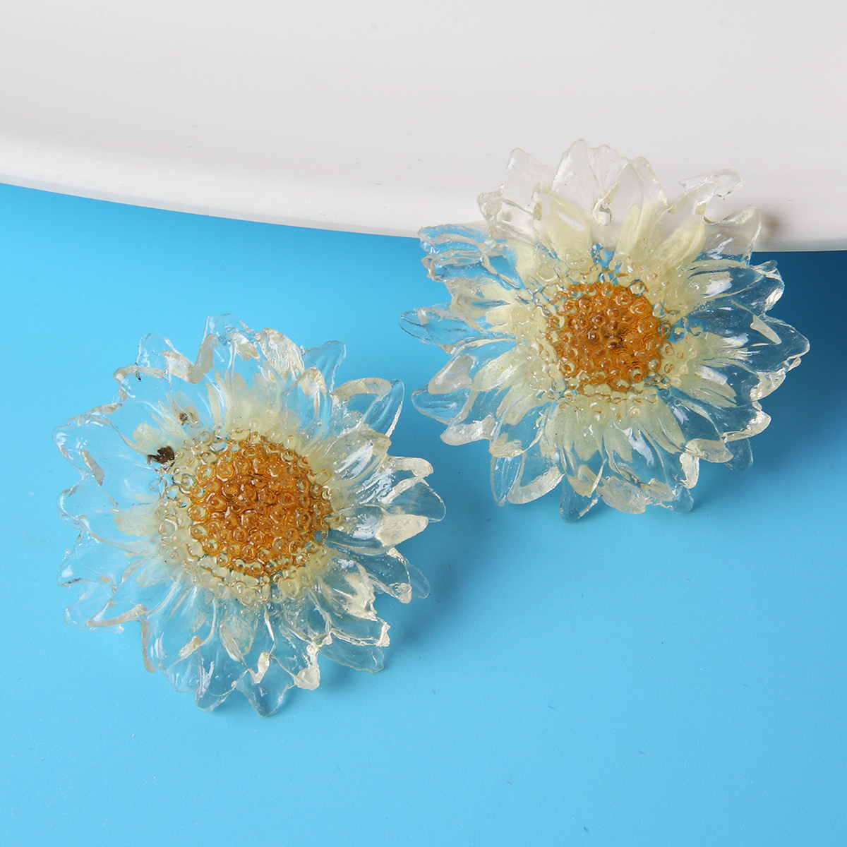 1 Pair Fashion Flower Resin Womenu0027S Ear Studs