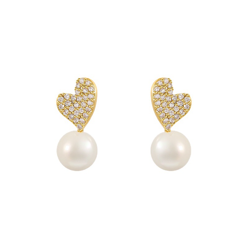 Fashion Heart Shape Alloy Pearl Inlay Artificial Diamond Womenu0027S Ear Studs 1 Pair