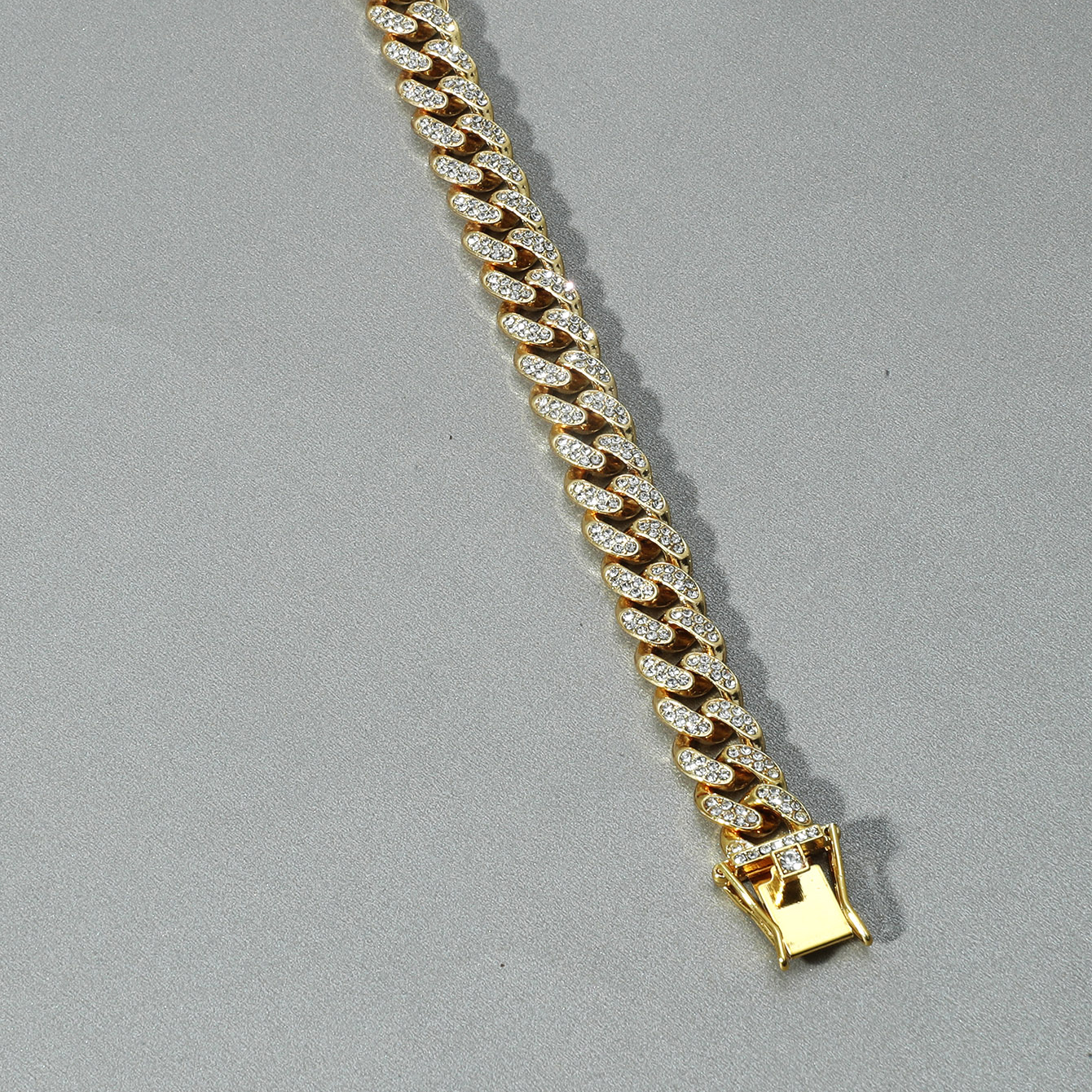 Fashion Solid Color Alloy Inlay Rhinestones Unisex Bracelets 1 Piece