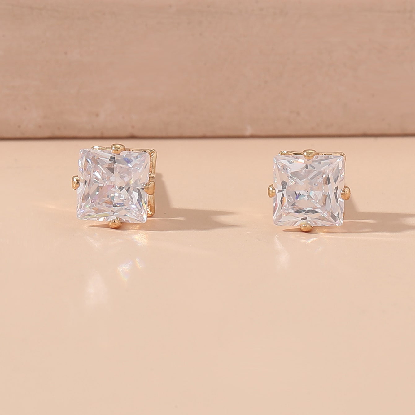 Fashion Square Iron Inlay Zircon Womenu0027S Ear Studs 1 Pair