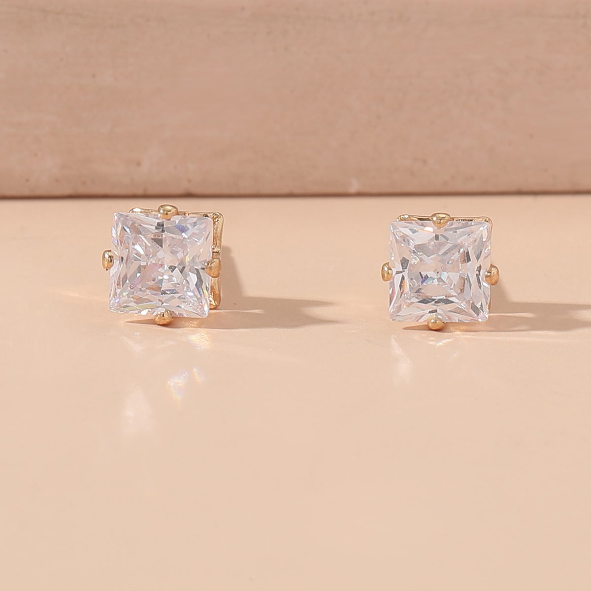 Fashion Square Iron Inlay Zircon Womenu0027S Ear Studs 1 Pair