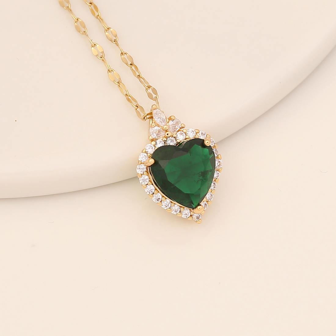 Sweet Heart Shape Stainless Steel Copper Plating Zircon Pendant Necklace 1 Piece
