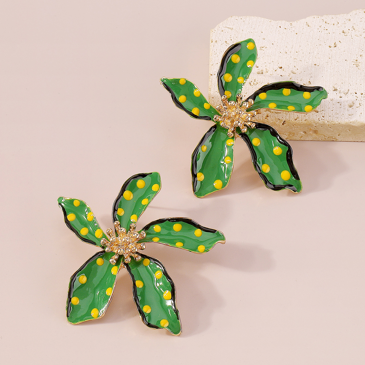 1 Pair Fashion Flower Alloy Enamel Womenu0027S Ear Studs