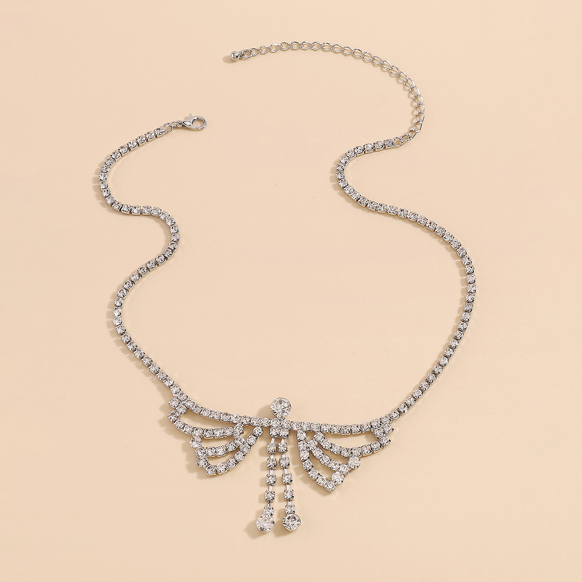 1 Piece Fashion Butterfly Claw Chain + Rhinestone Inlay Rhinestones Womenu0027S Necklace