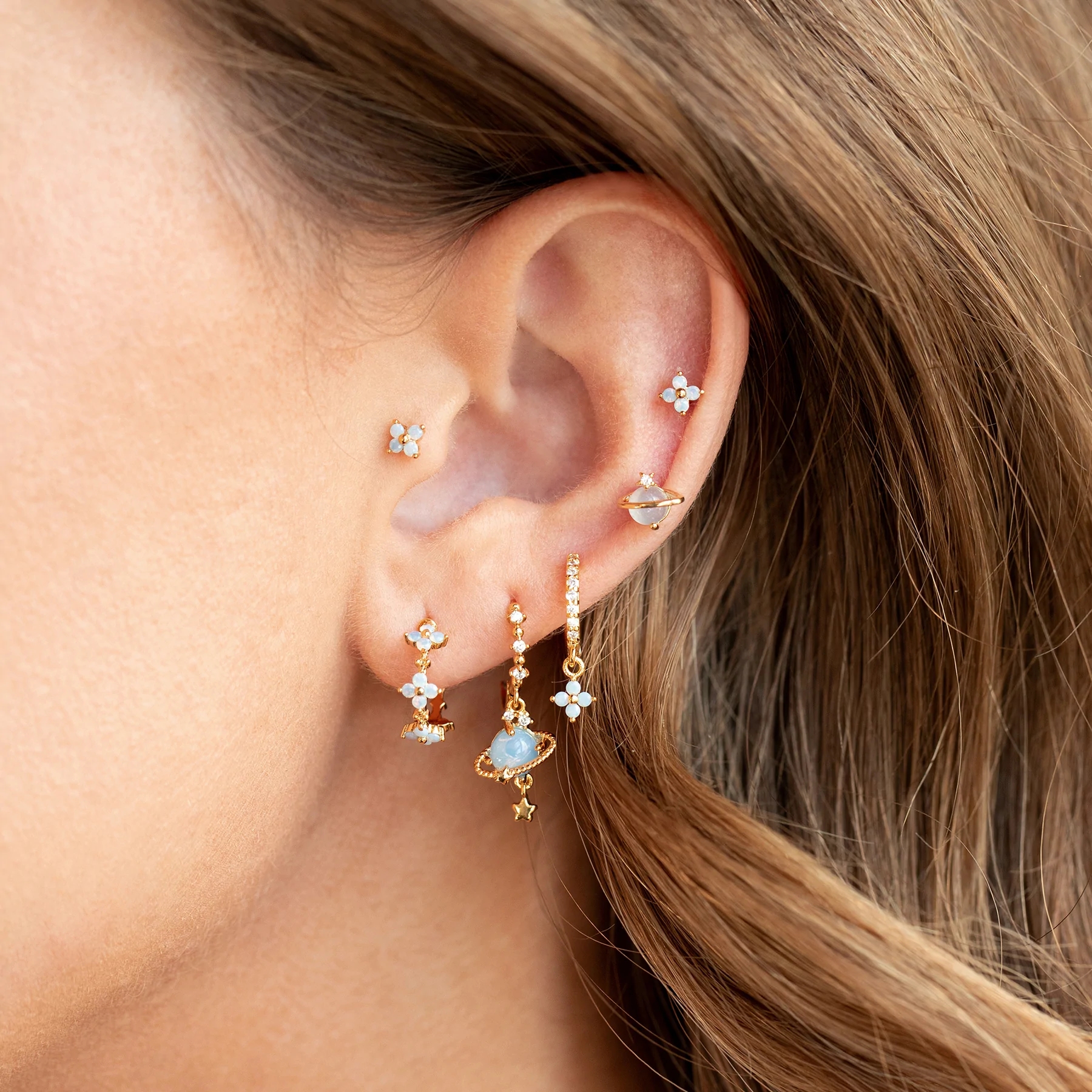 Fashion Flower Copper Inlay Zircon Dangling Earrings 1 Pair